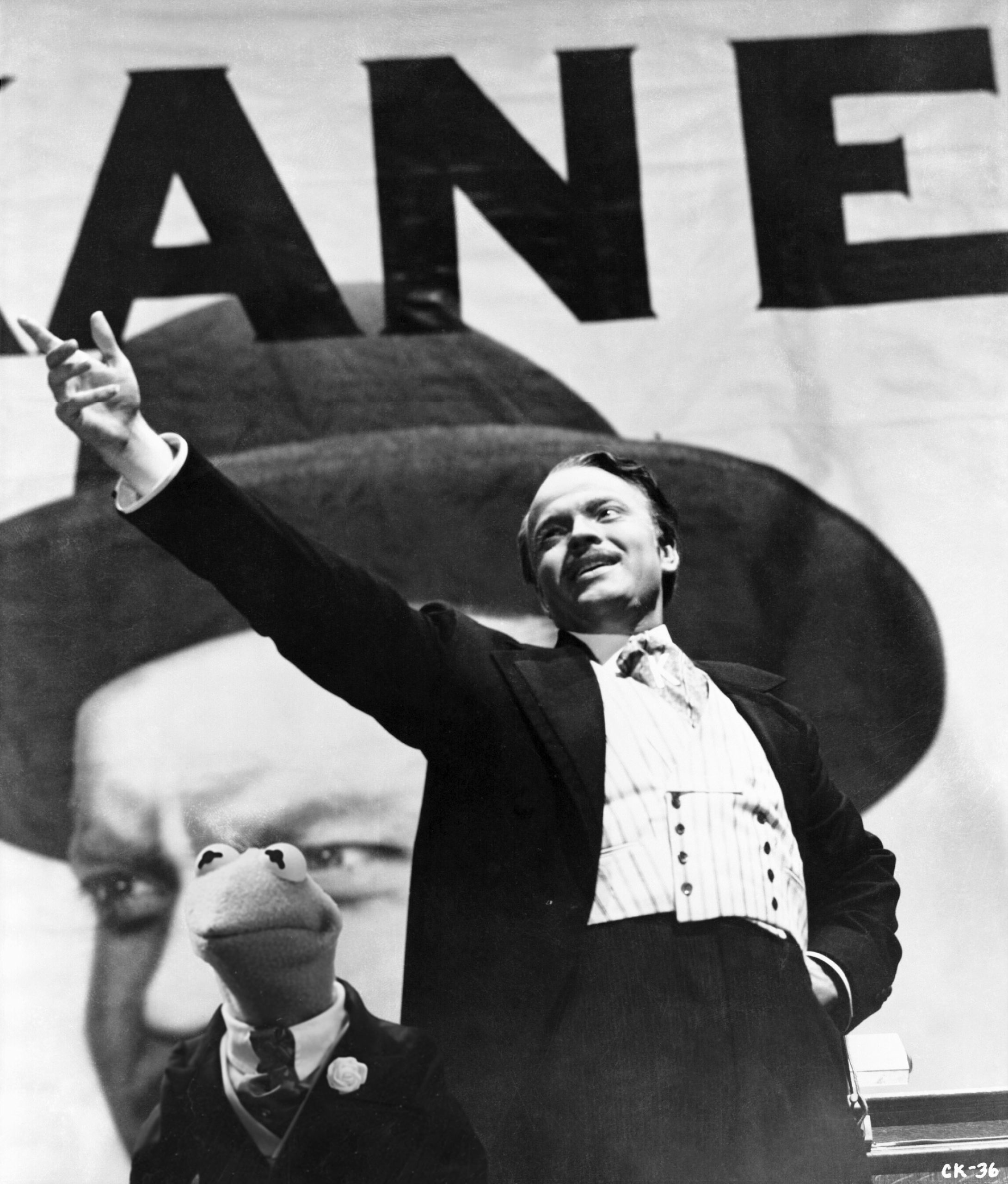 Orson Welles and Kermit in the famous campaign scene from Citizen Kane.